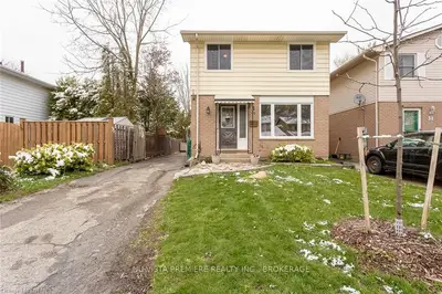 35 OLYMPIC Crescent, London North, ON N6G 3P3