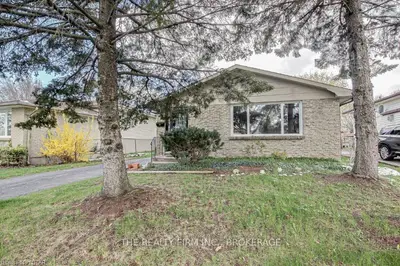 700 MILLBANK Drive, London South, ON N6E 1S2