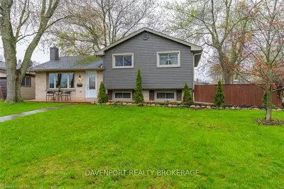 46 AGINCOURT Gardens, London South, ON N5Z 4E4