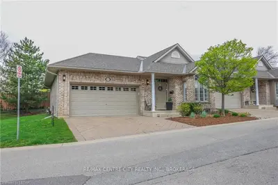 1574 RICHMOND Street 28, London North, ON N6G 5H7