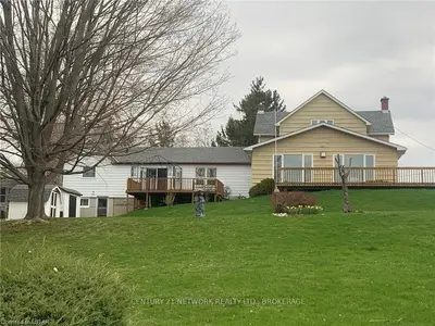 214 William Street Street, Central Elgin, On N5l 1c5