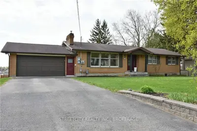 55 North Street W, Tillsonburg, On N5g 1b9