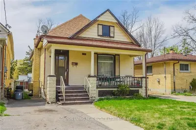 209 Cathcart Street, London South, ON N6C 3M6