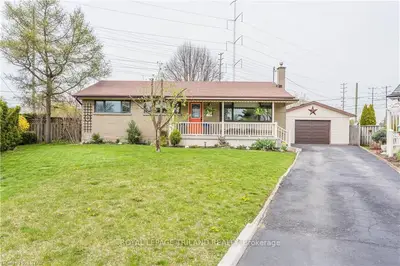 65 QUEENSTON Crescent, London East, ON N5W 1N7