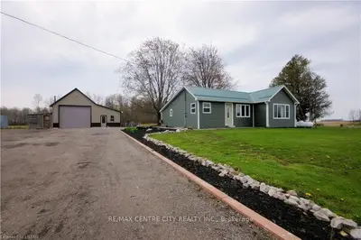 404 1ST CONCESSION Road, Norfolk County, ON N0E 1M0