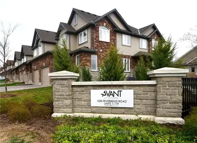 1220 RIVERBEND Road 9, London South, ON N6K 0B4