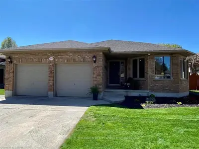 394 RIVERVIEW Drive, Strathroy-Caradoc, ON N7G 4A8