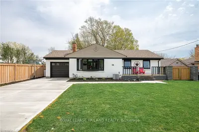24 CAMPBELL Street, London South, ON N6P 1B4
