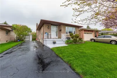 138 SUSSEX Place, London East, ON N5Y 5H4