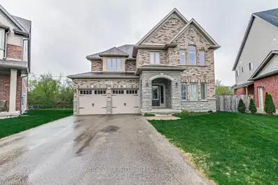 133 DINGLE Place, London North, ON N5X 0B8