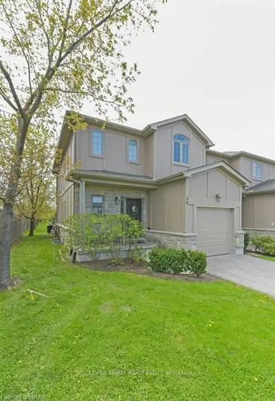 2089 BEAVERBROOK Avenue 20, London North, ON N6H 0A9