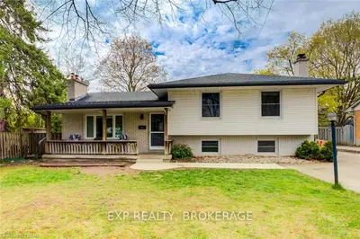 747 ALGOMA Avenue, London North, ON N5X 1W4