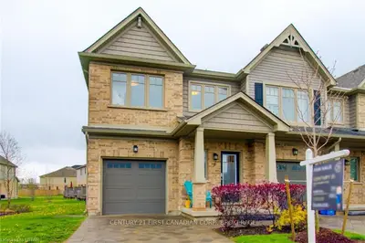 1924 CEDARHOLLOW Boulevard 5, London North, ON N5X 0K3