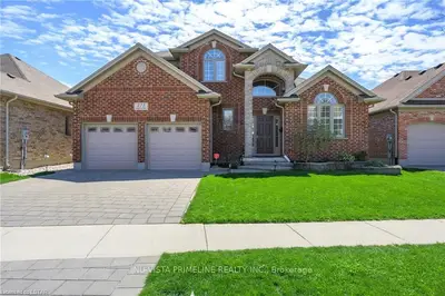 273 SKYLINE Avenue, London North, ON N5X 0A4