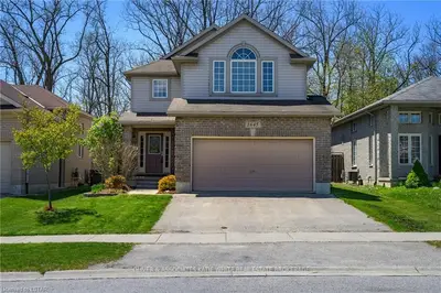 1645 JUBILEE Drive, London North, ON N6G 5K4