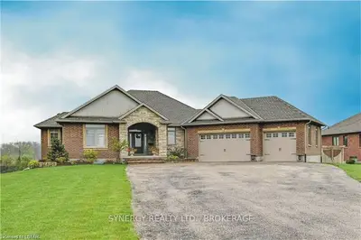 264 SECOND Street, Strathroy-Caradoc, ON N7G 3H8