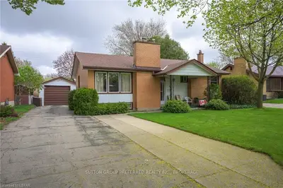 42 Godfrey Drive, London East, ON N5V 2E7