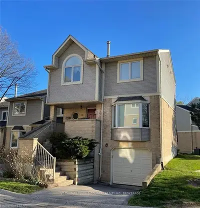 9 Ailsa Place 70, London South, On N5z 4z6