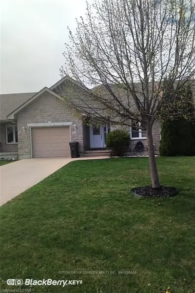 644 PIPERS Court, Kincardine, ON N2E 0A1