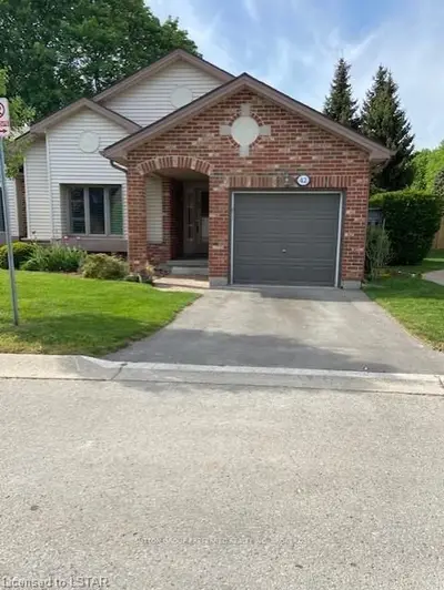 1478 ADELAIDE Street N 42, London North, ON N5X 3Y1