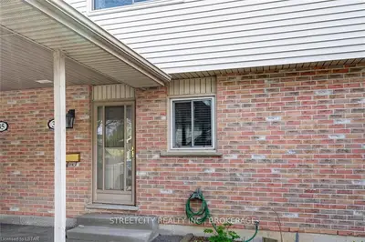 151 BONAVENTURE Drive 36, London East, ON N5V 4M1