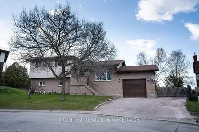 1796 COVEWOOD Crescent, Greater Sudbury, ON P3A 5S9