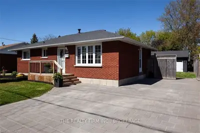 431 BEATTIE Street, Strathroy-Caradoc, ON N7G 2X7