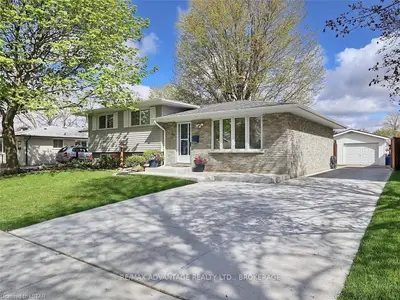 40 ARCHER Crescent, London South, ON N6E 2A5