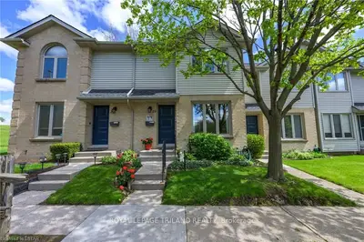 925 LAWSON Road 19, London North, ON N6G 4X3