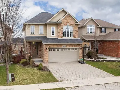 414 SKYLINE Avenue, London North, ON N5X 0B5