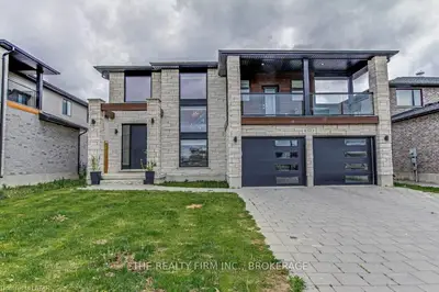 1070 MELSETTER Way, London North, ON N6G 0S4