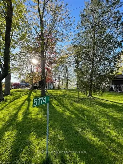 5174 COLE Street, Lambton Shores, ON N0N 1J7