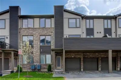 1960 DALMAGARRY RD Road 132, London North, ON N6G 0T8