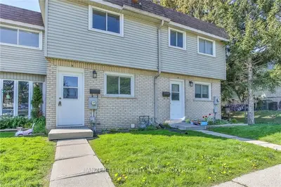 75 Springbank Avenue N 9, Woodstock, On N4s 7p7