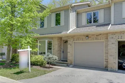 10 ROSSMORE Court 33, London South, ON N6C 6A3