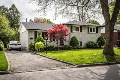 80 AMY Crescent, London East, ON N5Y 4A6