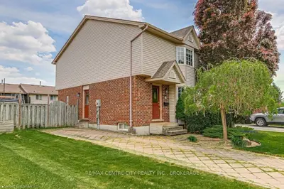 174 VAUBOIS Place, London East, ON N5V 4A5