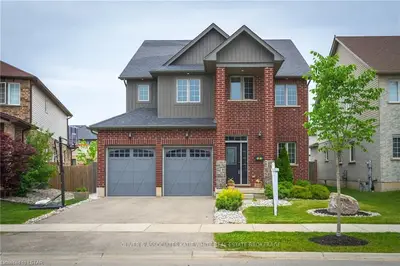 3169 JINNIES Street, London South, ON N6L 0C2