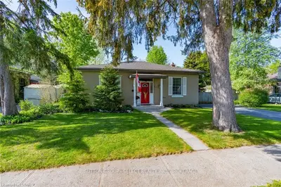 14 EMPRESS Avenue, London North, ON N6H 1M5