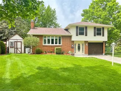 579 CHIDDINGTON Place, London South, ON N6C 2X3