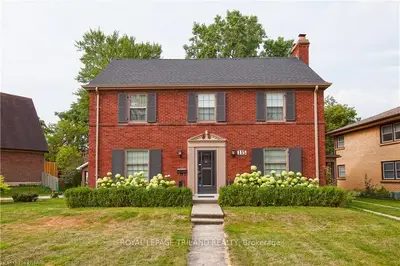 115 WINDSOR Crescent, London South, ON N6C 1V9