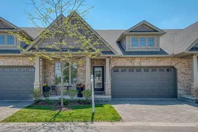2250 BUROAK Drive 3, London North, ON N6G 0N7