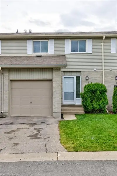 30 CLARENDON Crescent 10, London South, ON N6C 5Y1