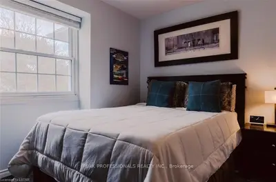 1142 GUILDWOOD Boulevard, London North, ON N6H 4G6