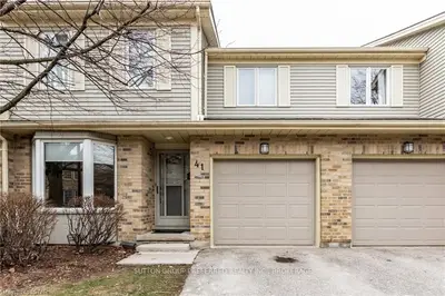 10 ROSSMORE Court 41, London South, ON N6C 6A3
