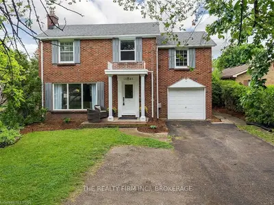 1545 RICHMOND Street, London North, ON N6G 2M7