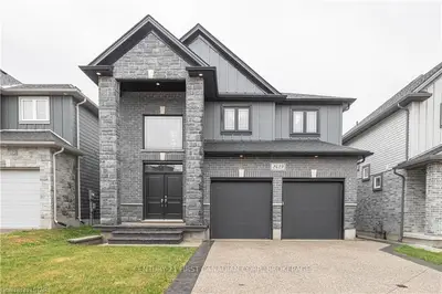 2429 SEVEN OAKS Ridge, London South, ON N6M 0E5