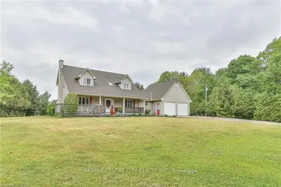 1135 2ND CONC RD ENR Road, Norfolk County, ON N0E 1G0
