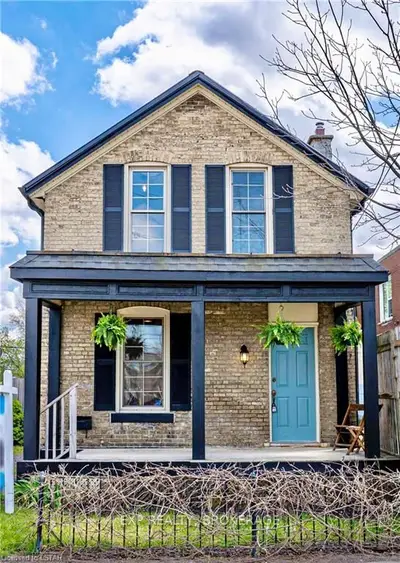104 ALBERT Street, Strathroy-Caradoc, ON N7G 1V5
