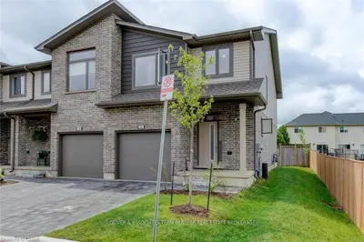 2070 MEADOWGATE Boulevard 80, London South, ON N6M 0H5